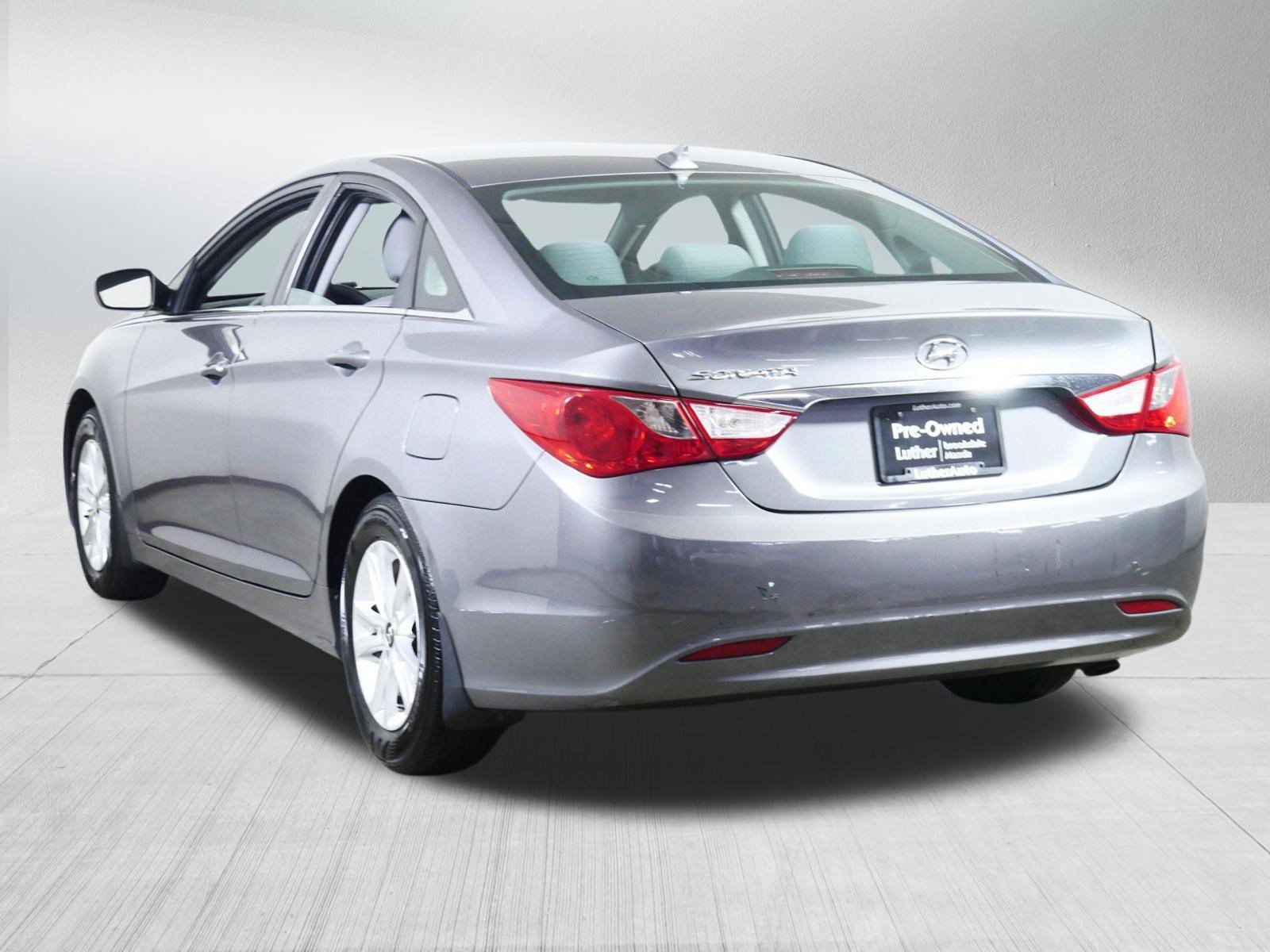 Used 2013 Hyundai Sonata GLS w/ Popular Equipment Pkg FWD image 5