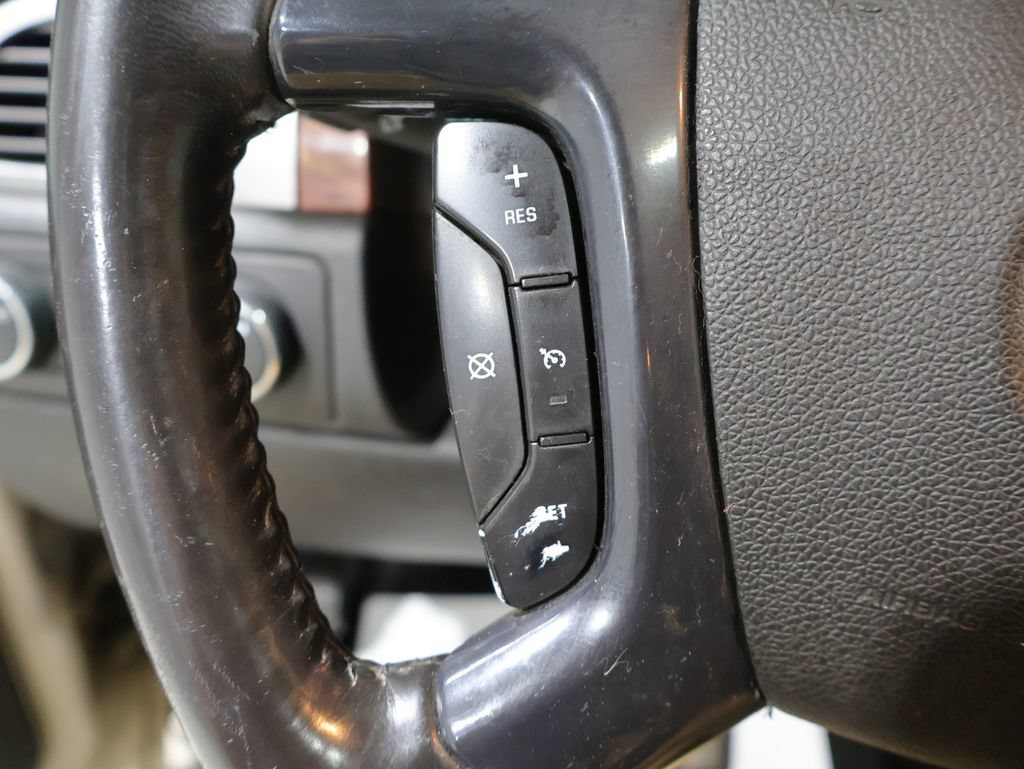 Used 2007 Chevrolet Avalanche LT w/ LT Preferred Equipment Group AWD/4WD image 28
