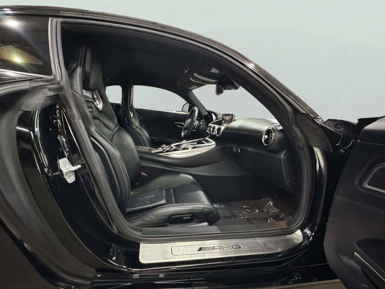 Used 2016 Mercedes-Benz AMG GT S image 40