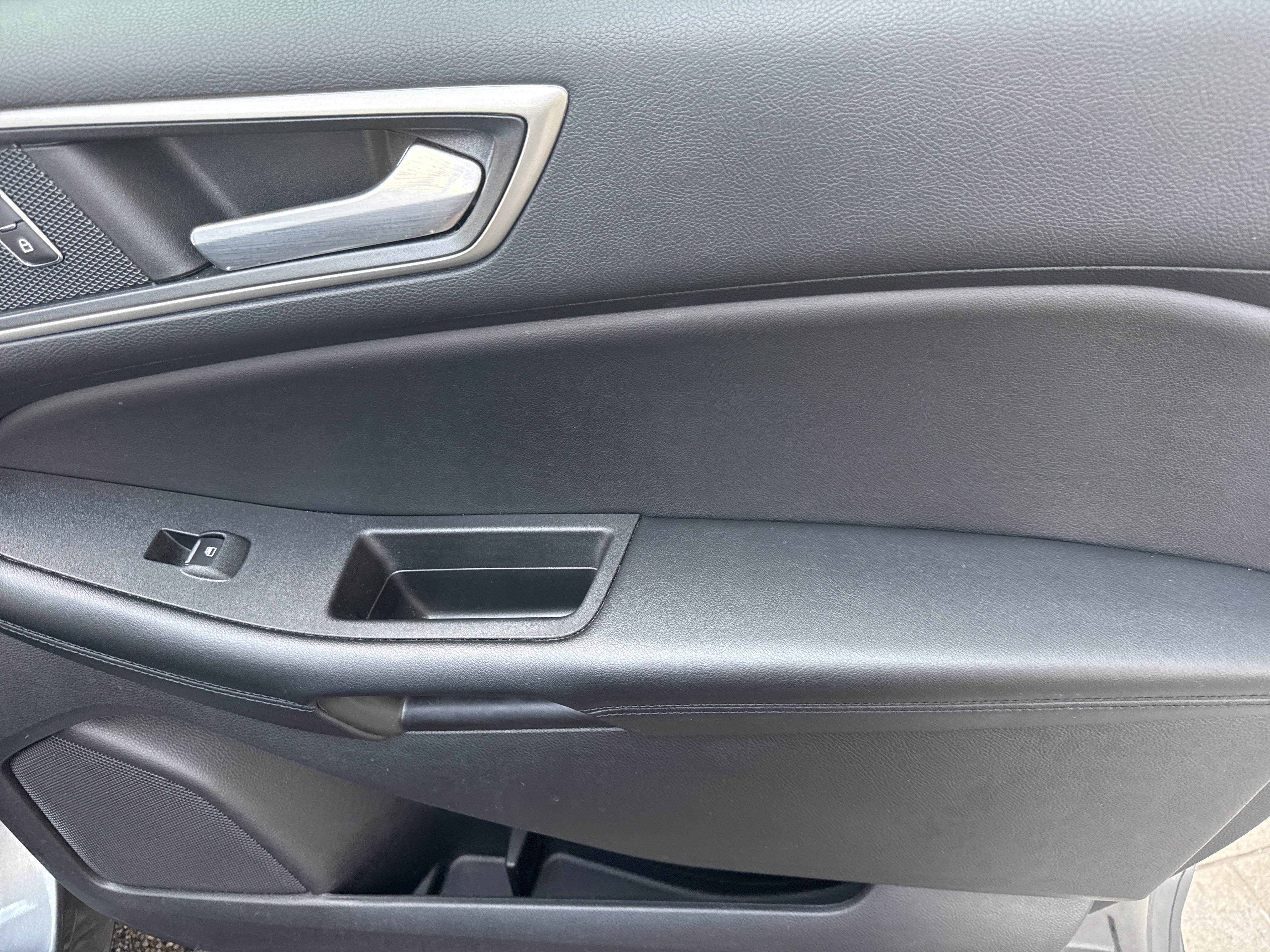 Used 2022 Ford Edge SEL w/ Convenience Package AWD/4WD image 18