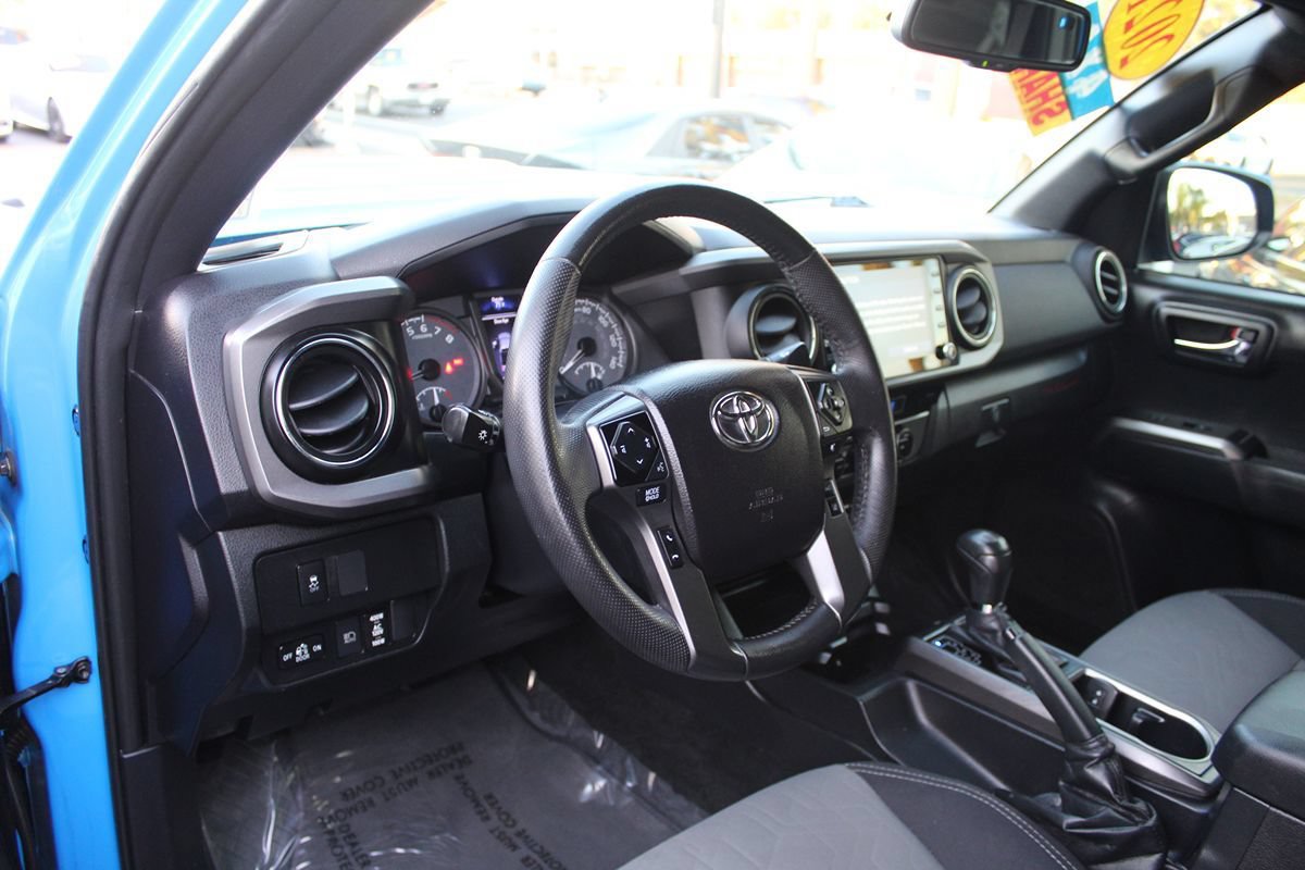 Used 2021 Toyota Tacoma TRD Sport AWD/4WD image 20
