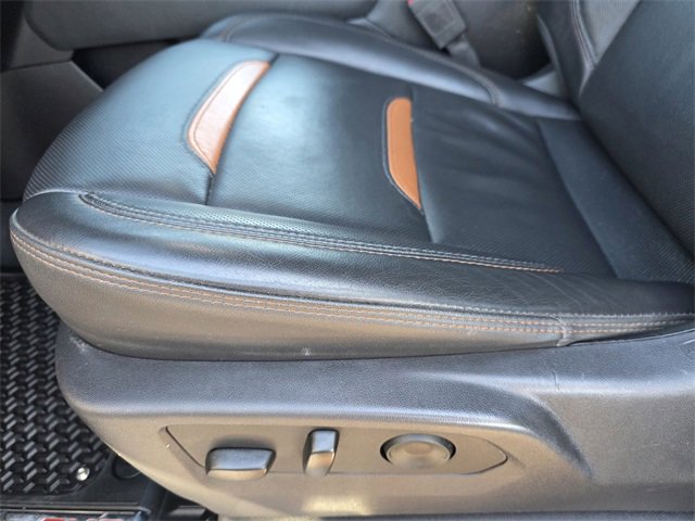 Used 2025 GMC Sierra 2500 AT4 w/ AT4 Premium Plus Package image 15