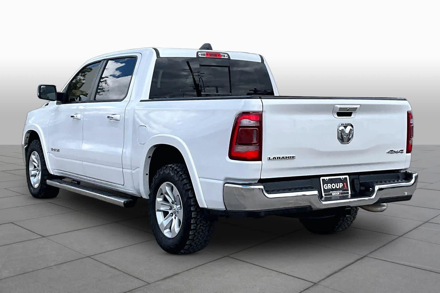 Used 2019 RAM 1500 Laramie AWD/4WD image 10