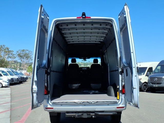 New 2026 Mercedes-Benz Sprinter 2500 image 21