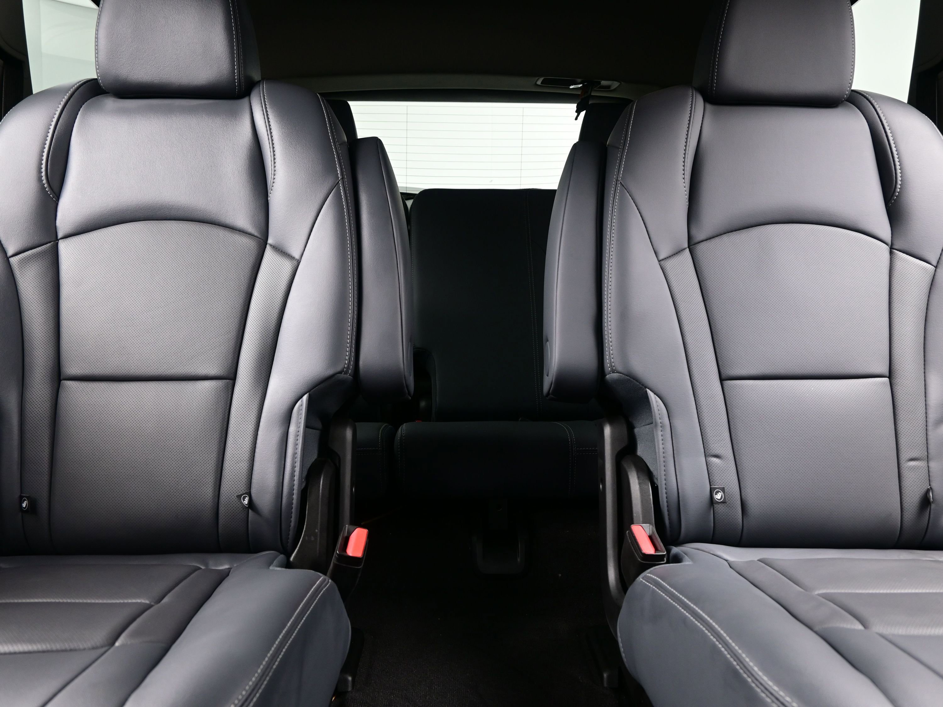 Used 2019 Buick Enclave Premium w/ Experience Buick Package image 16