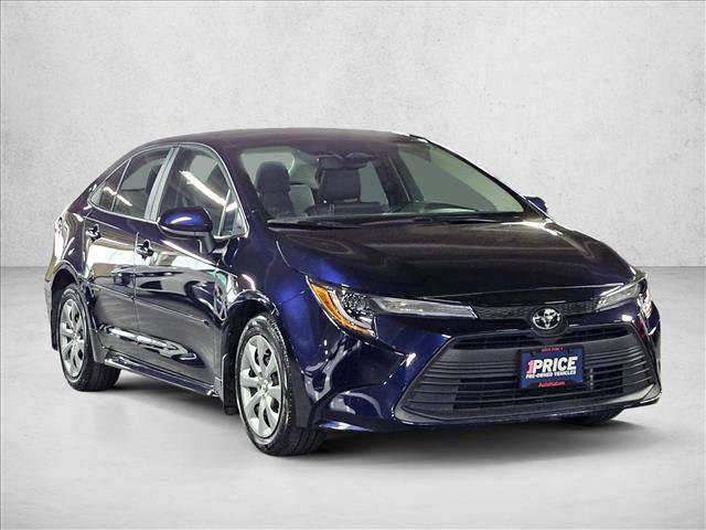 Used 2023 Toyota Corolla LE w/ Carpet Mat Package (TMS) FWD image 3