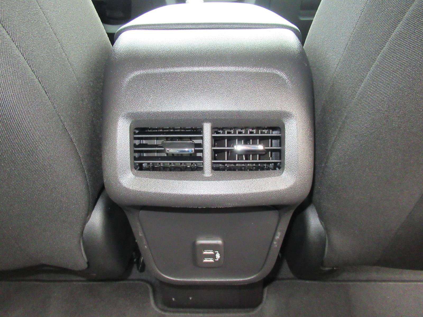 Used 2024 Chevrolet Equinox LS w/ LS Convenience Package FWD image 32