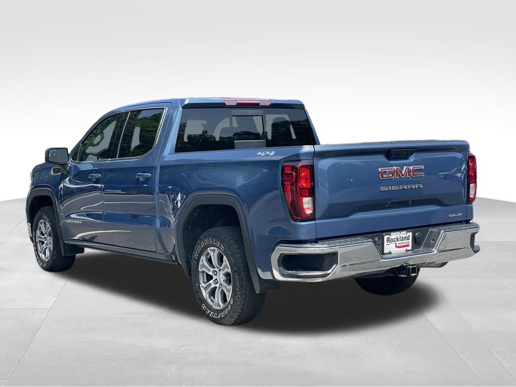 Used 2024 GMC Sierra 1500 SLE w/ Preferred Package AWD/4WD image 5