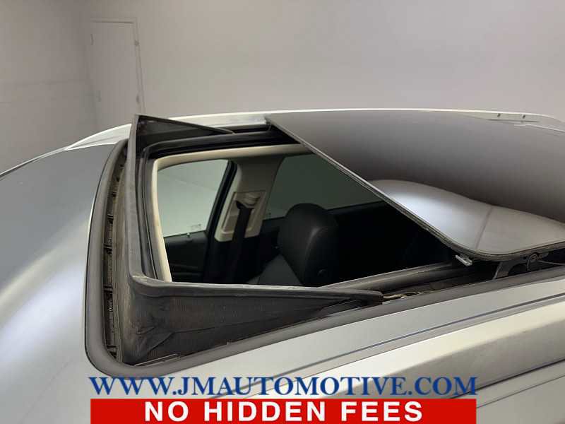 Used 2019 Buick Envision Essence image 11