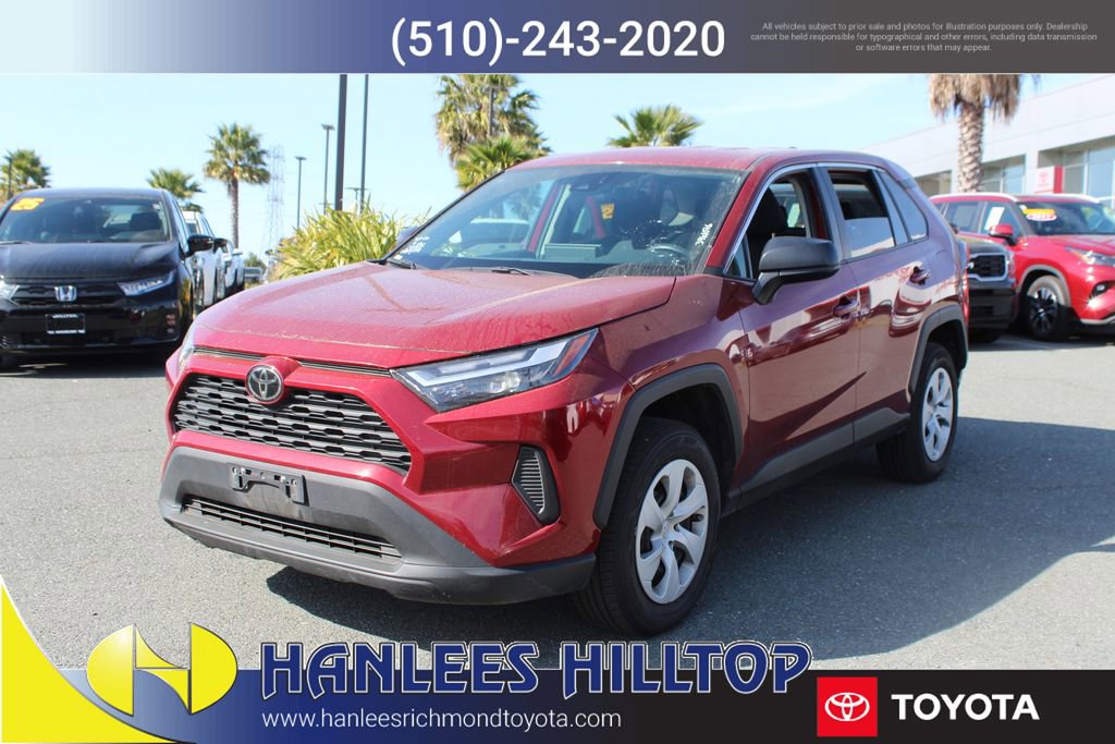 Used 2024 Toyota RAV4 LE image 3