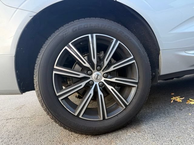 Used 2020 Volvo XC60 T5 Inscription FWD image 5