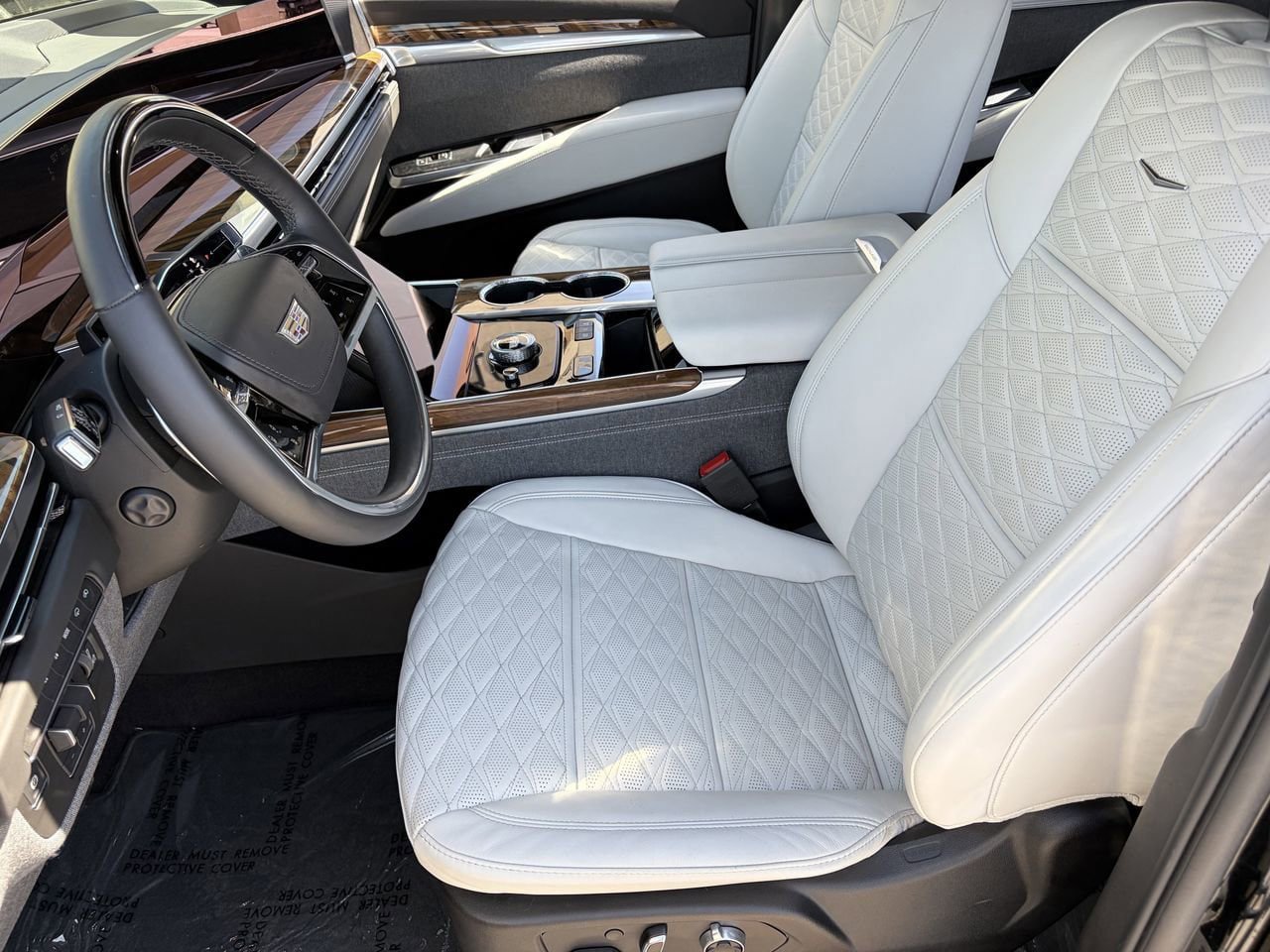 Certified 2025 Cadillac Escalade Sport Platinum w/ LPO, ONYX Package AWD/4WD image 20