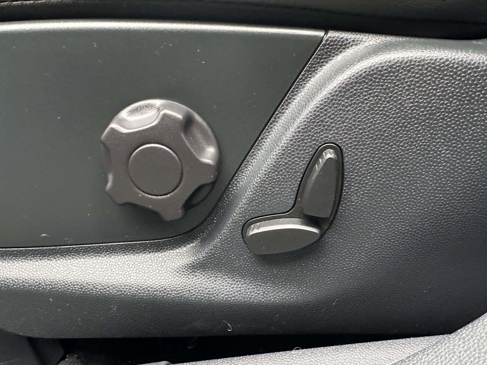 Certified 2022 Ford EcoSport Titanium w/ Interior Protection Package image 17