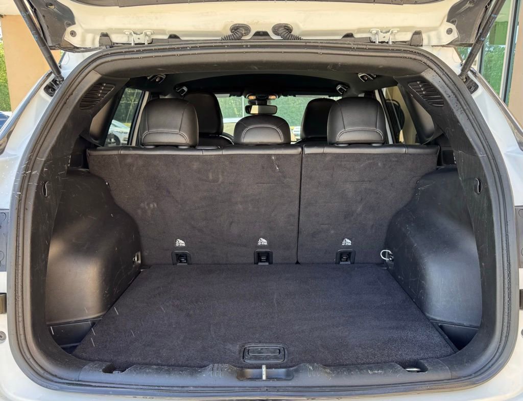 Used 2024 Jeep Compass Limited image 14