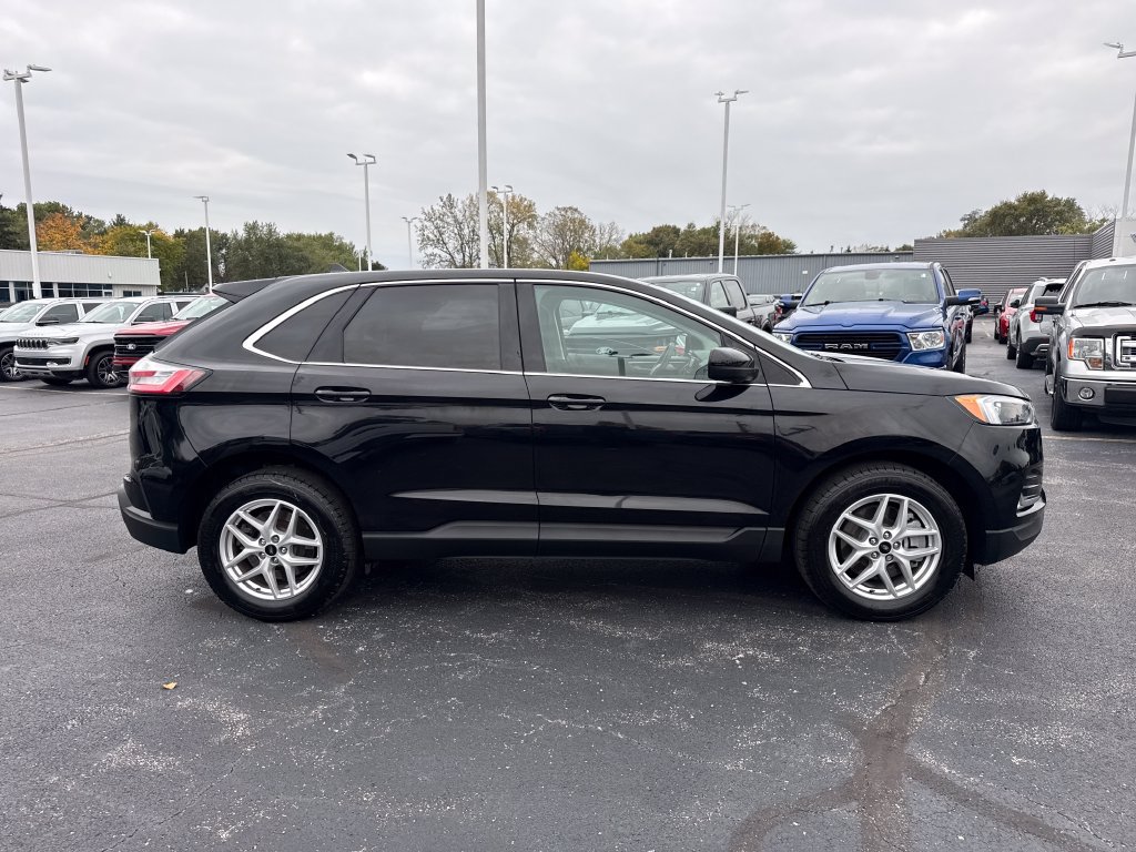 Used 2024 Ford Edge SEL w/ Convenience Package AWD/4WD image 6