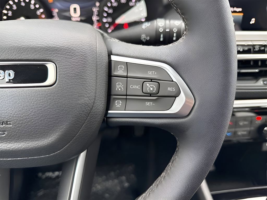 New 2026 Jeep Compass Limited AWD/4WD image 14
