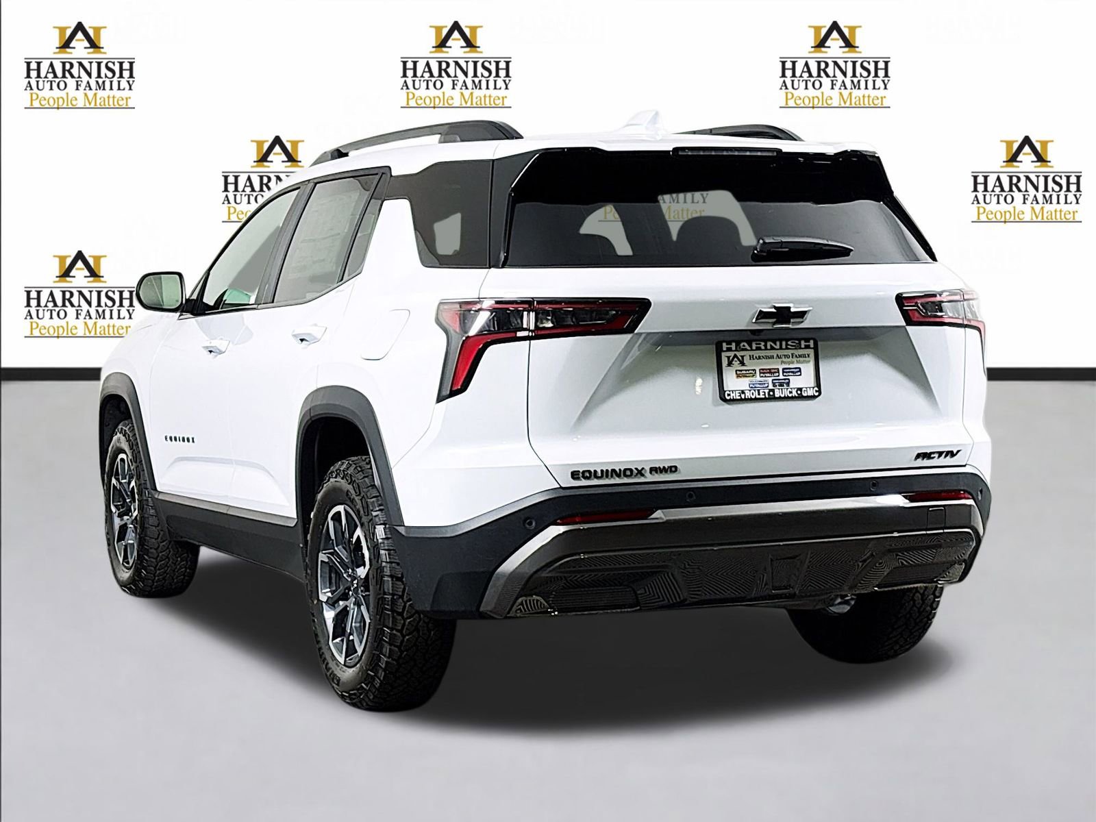 New 2026 Chevrolet Equinox ACTIV AWD/4WD image 6