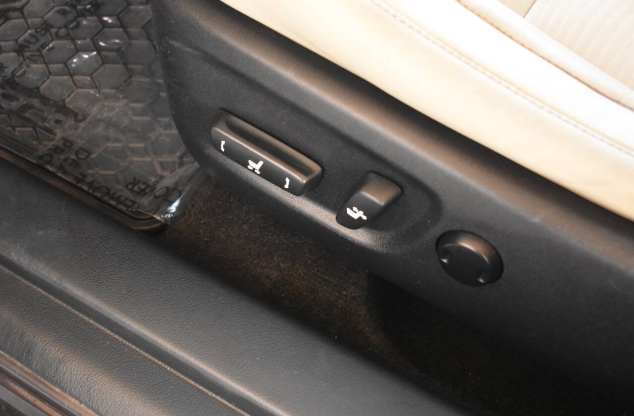 Used 2012 Lexus CT 200h Premium image 43