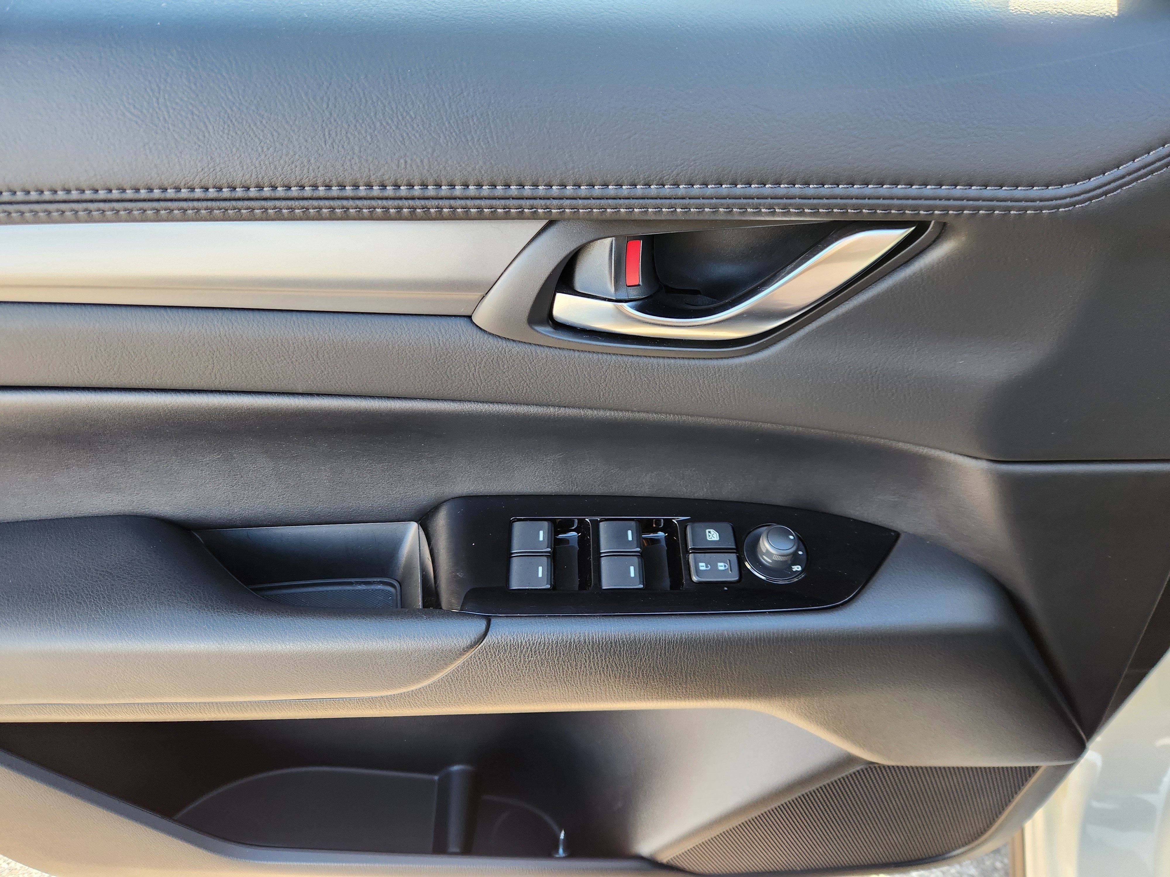 Certified 2024 MAZDA CX-5 AWD 2.5 S w/ Preferred Package image 17