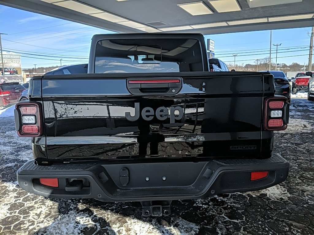 Used 2021 Jeep Gladiator Sport image 6