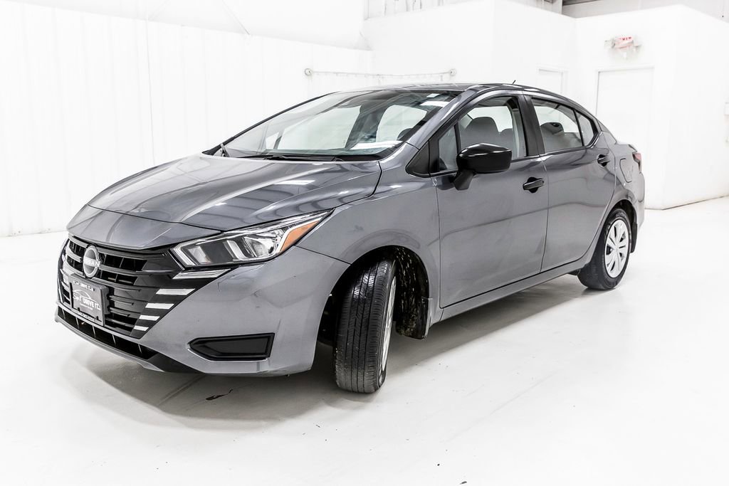 Used 2024 Nissan Versa S w/ Trunk Package FWD image 2
