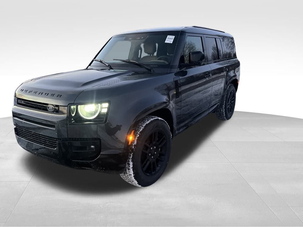 New 2026 Land Rover Defender 130 X-Dynamic SE image 1