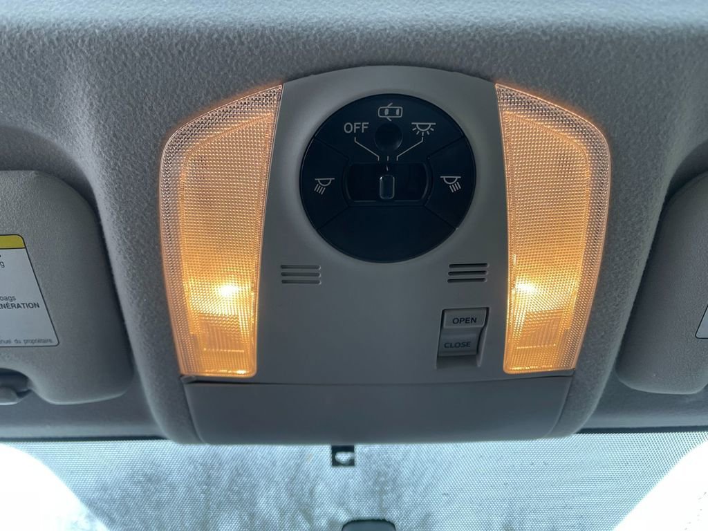 Used 2013 Toyota Prius Three w/ Solar Roof Pkg image 22