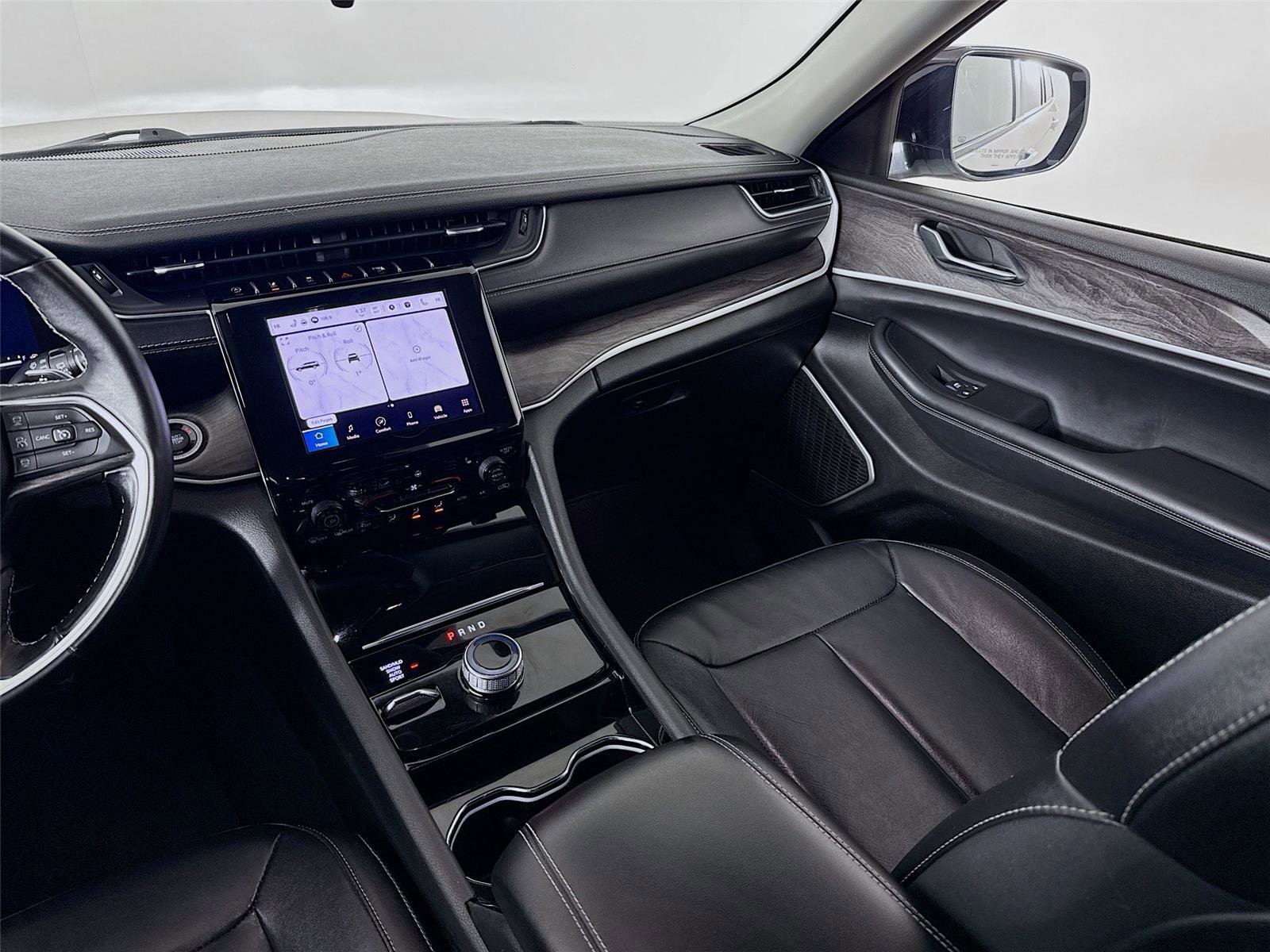 Used 2022 Jeep Grand Cherokee L Limited image 22