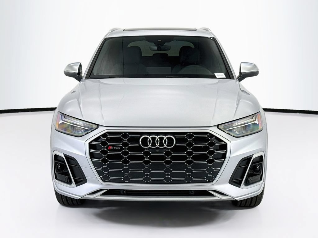 Certified 2023 Audi SQ5 Premium Plus w/ Premium Plus Package AWD/4WD image 2