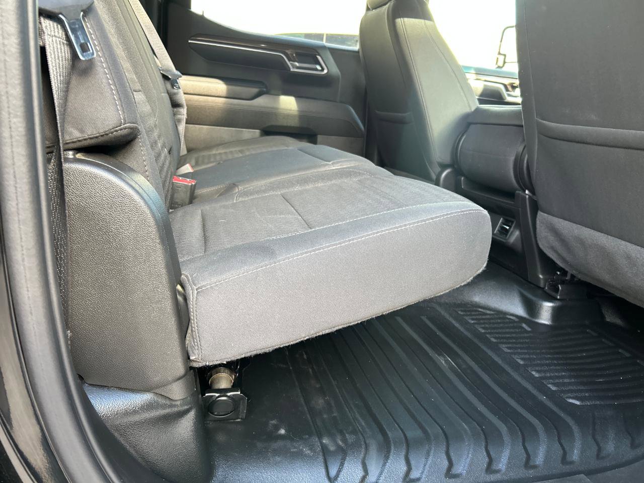 Used 2022 Chevrolet Silverado 1500 LT w/ Work Truck Package image 18