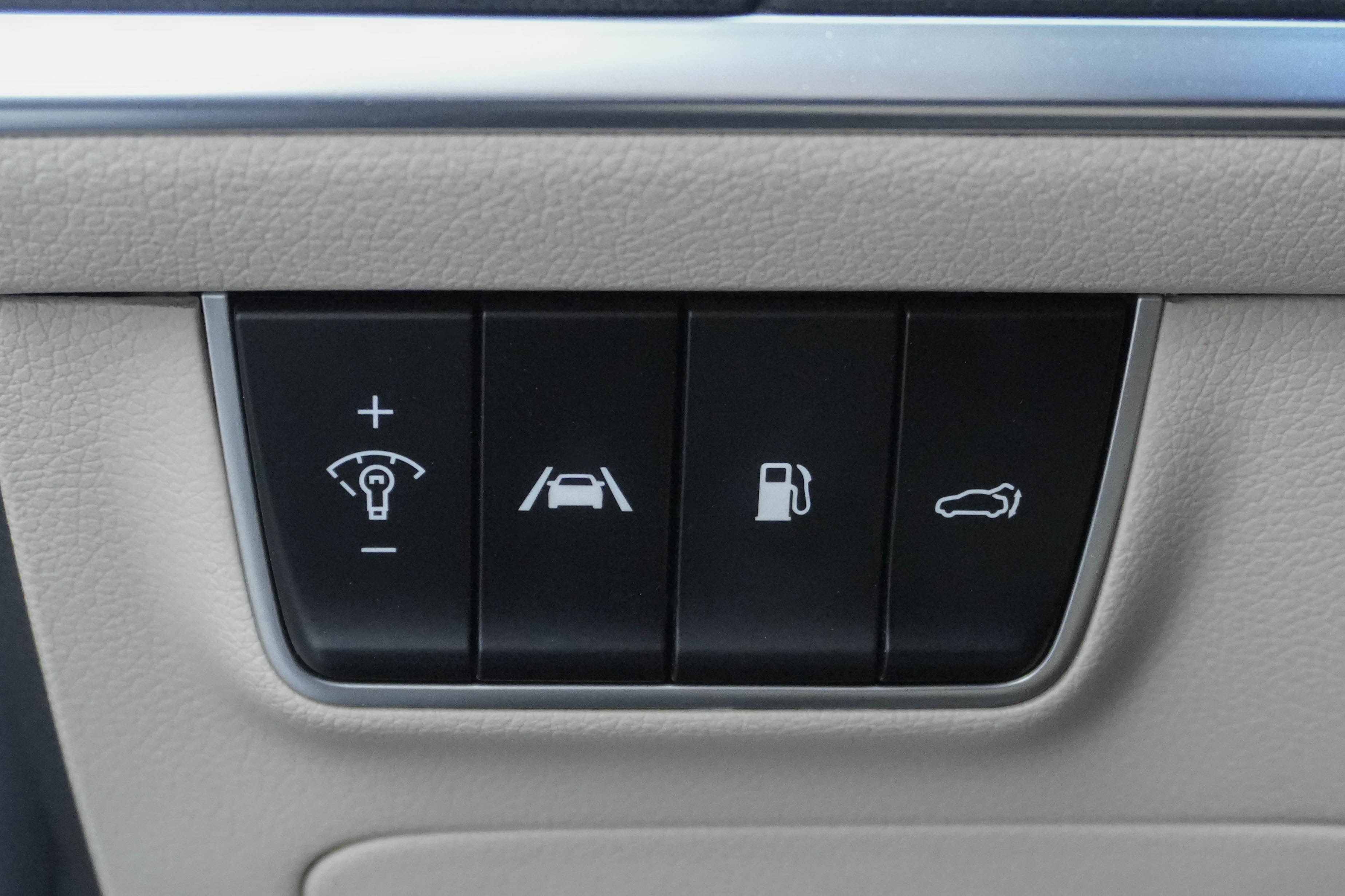 Used 2023 Kia Stinger GT2 image 15