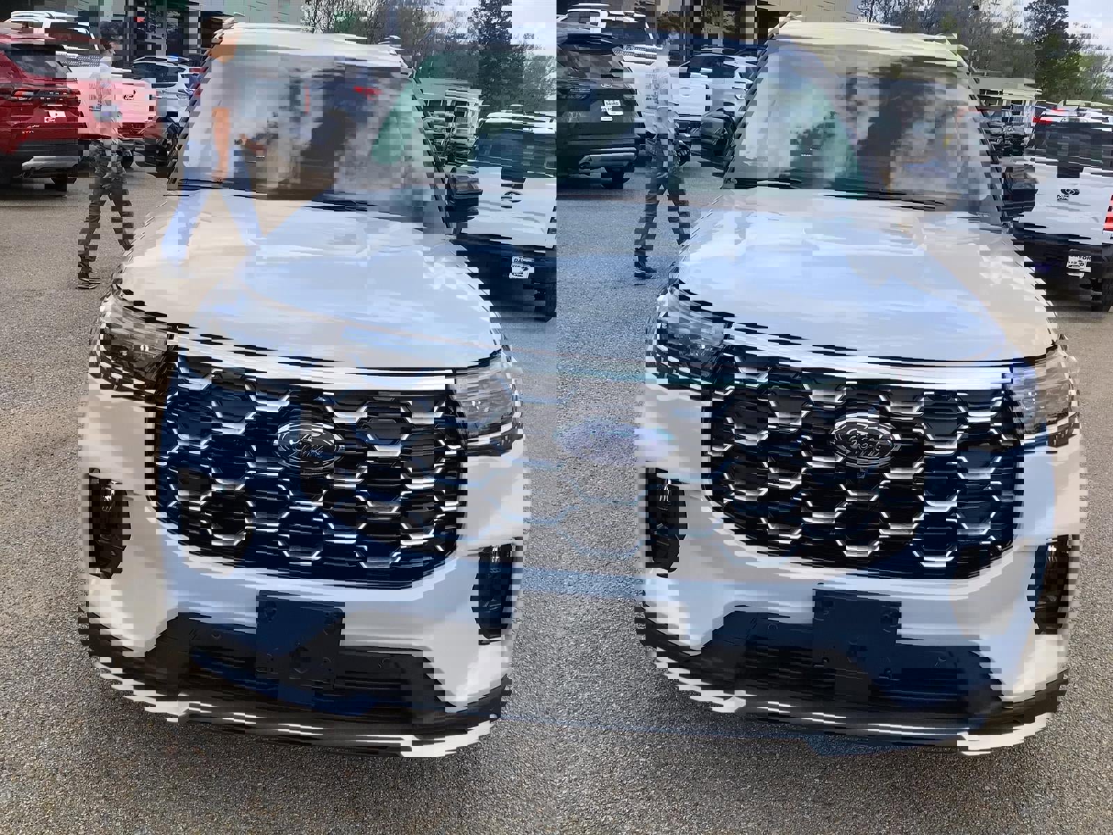 New 2026 Ford Explorer Platinum w/ LUX Leather Package image 5