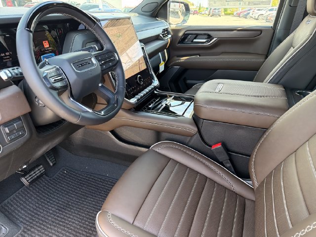 New 2026 GMC Yukon XL Denali Ultimate AWD/4WD image 16