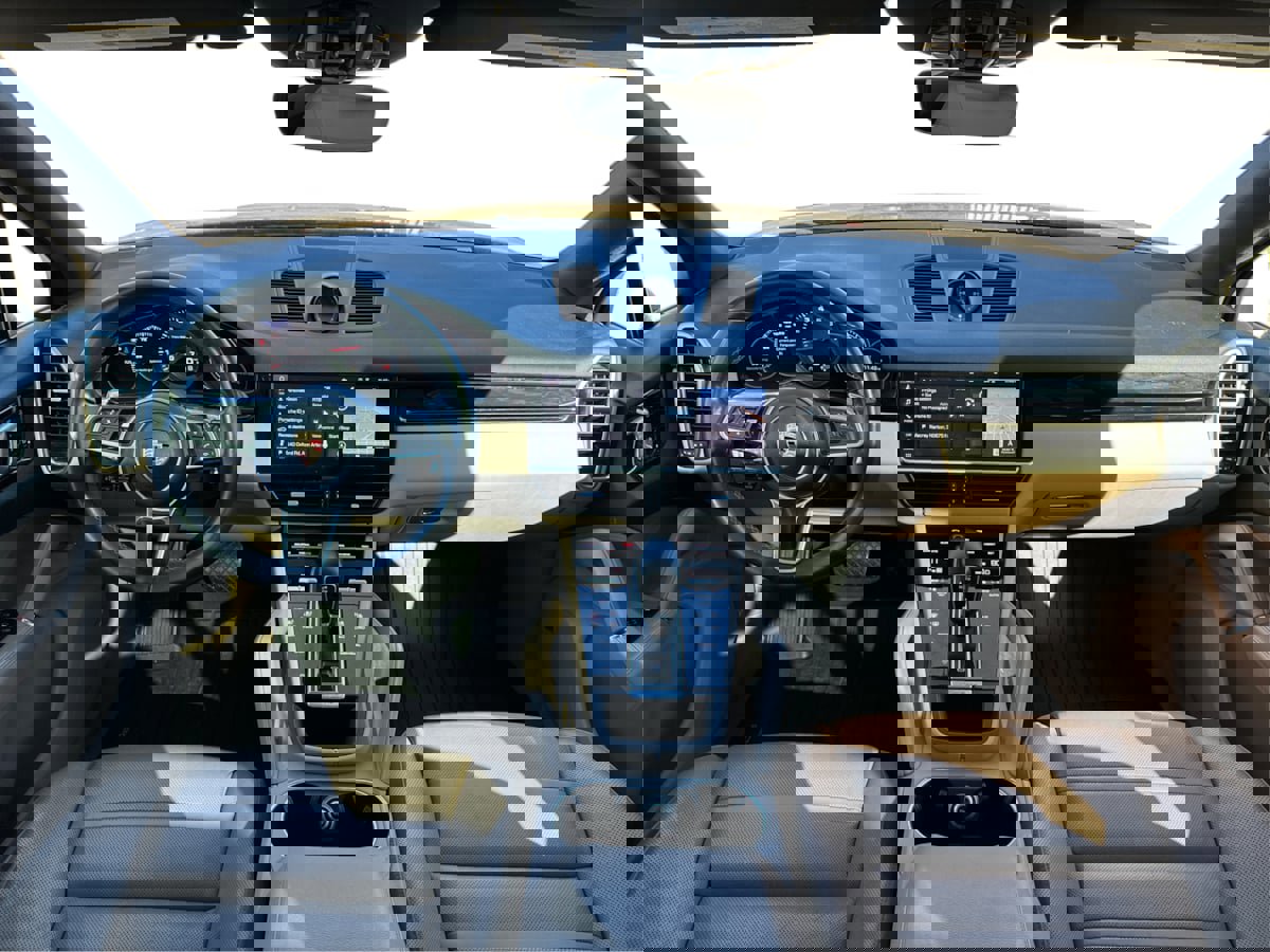 Used 2020 Porsche Cayenne image 37