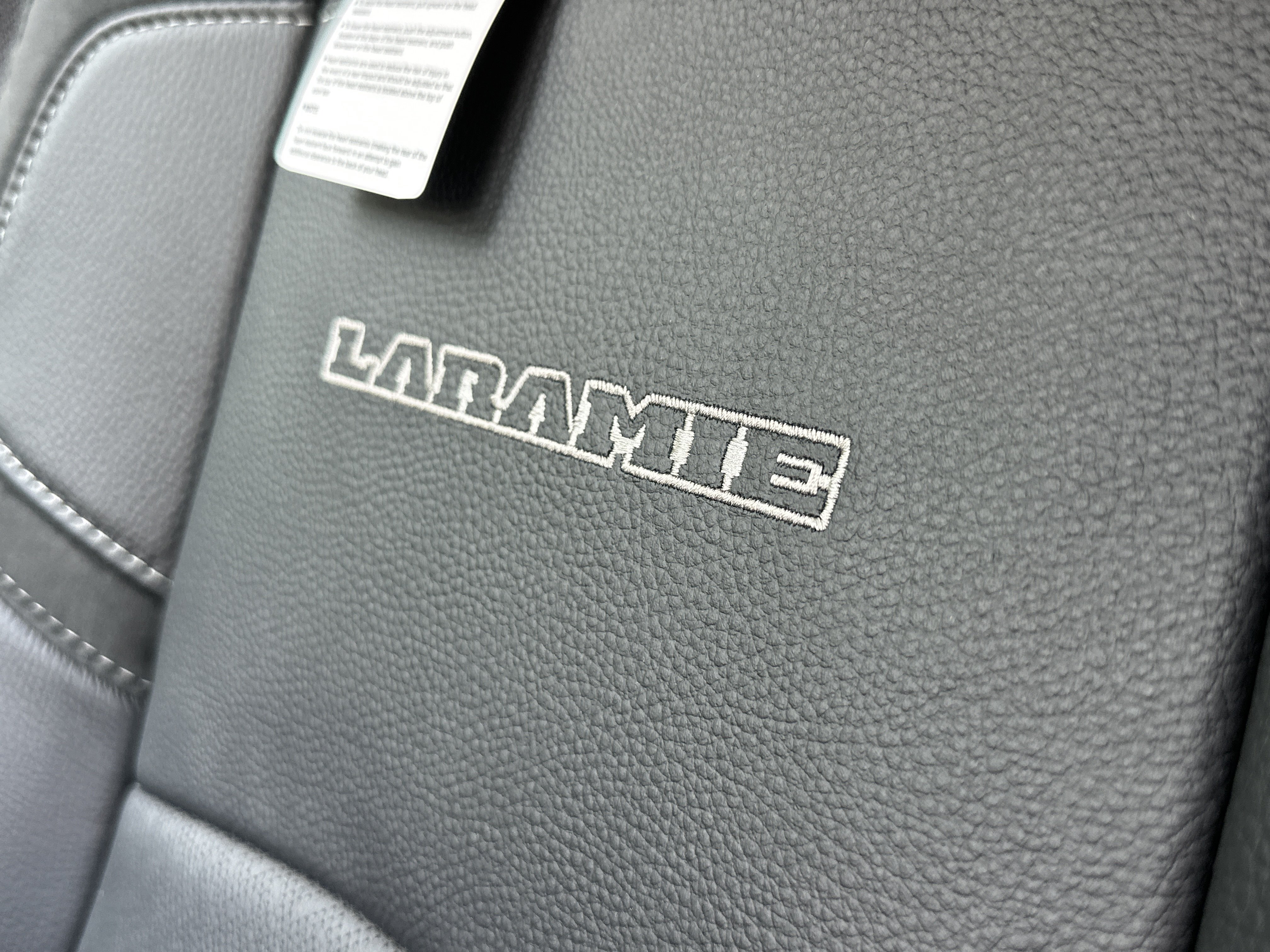 New 2026 RAM 2500 Laramie AWD/4WD image 5