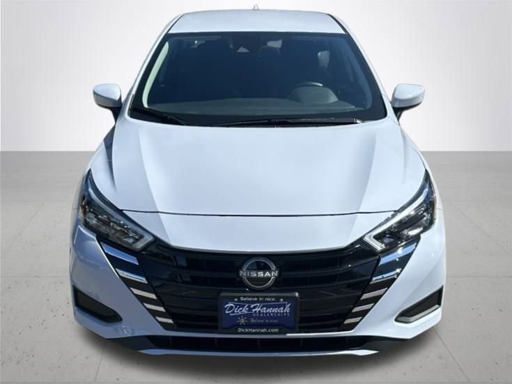 New 2025 Nissan Versa SV w/ Trunk Package image 3