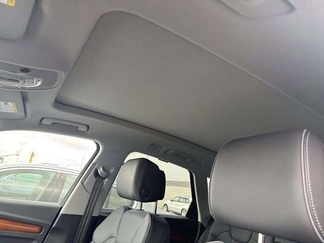 Used 2023 Audi Q5 2.0T Prestige w/ Prestige Package image 25