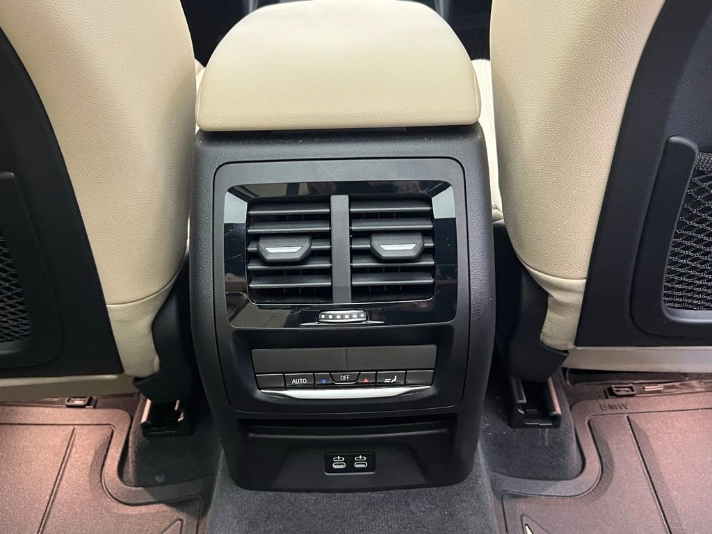 Certified 2024 BMW X3 xDrive30i w/ Premium Package w/ZPA image 9