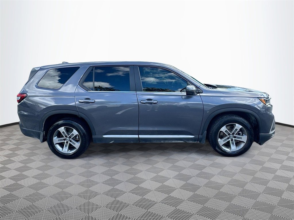 Used 2025 Honda Pilot EX-L image 5