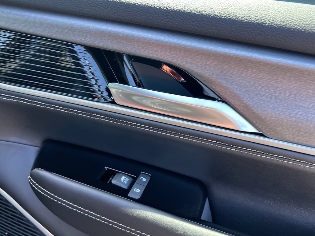 New 2026 Jeep Grand Wagoneer Limited AWD/4WD image 19