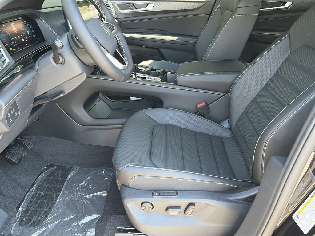 New 2026 Volkswagen Atlas Cross Sport SEL AWD/4WD image 16
