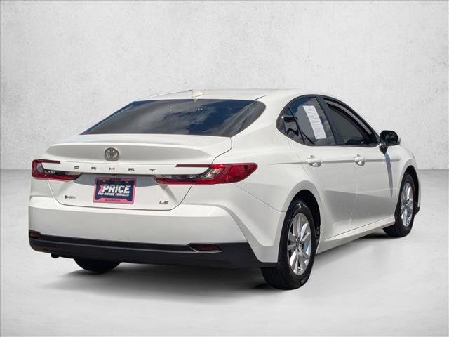 Used 2025 Toyota Camry LE FWD image 5