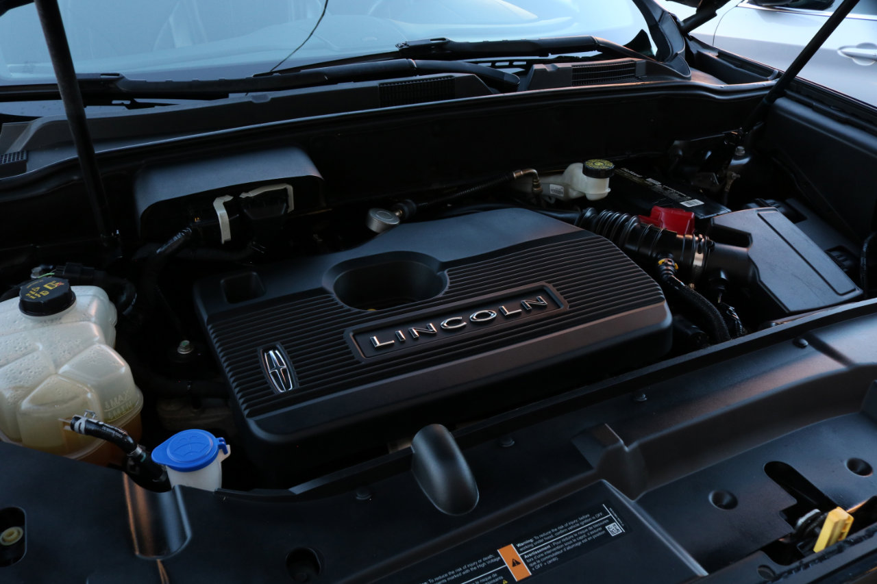 Used 2019 Lincoln Nautilus Reserve image 46