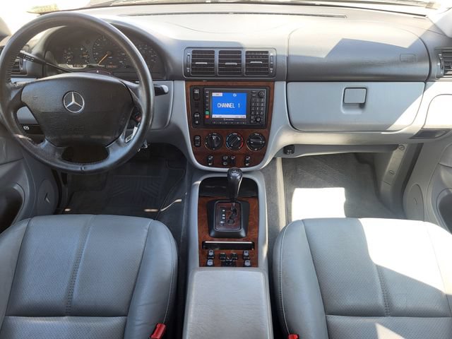 Used 2000 Mercedes-Benz ML 320 4MATIC image 19