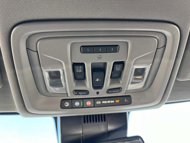 New 2025 GMC Sierra 1500 SLT w/ SLT Convenience Package image 29