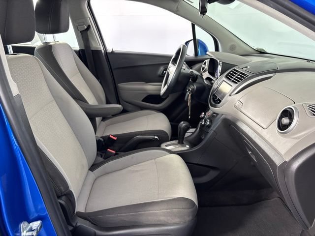 Used 2016 Chevrolet Trax LS AWD/4WD image 29