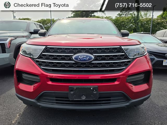 Used 2021 Ford Explorer XLT RWD image 2