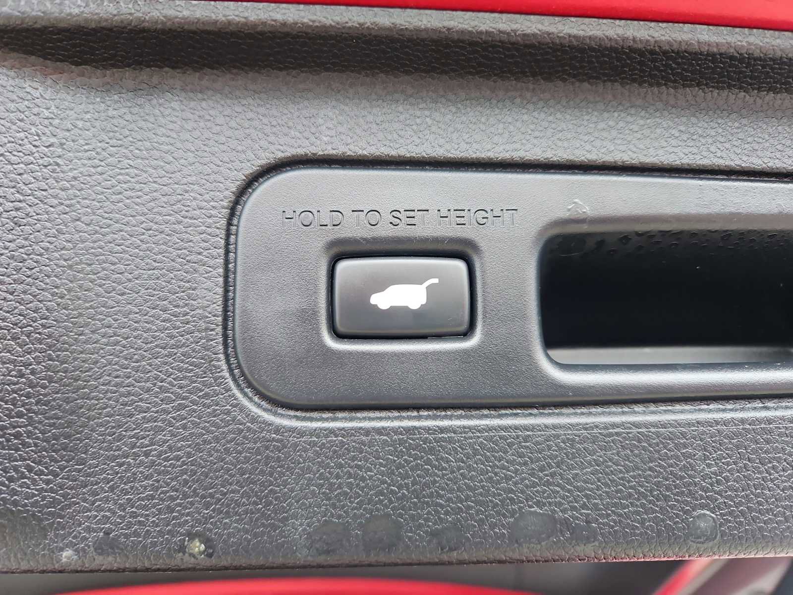 Certified 2025 Honda Pilot Touring image 24