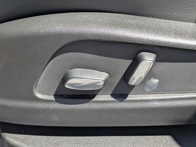 Certified 2025 Cadillac XT5 Luxury w/ LPO, Floor Liner Package image 24