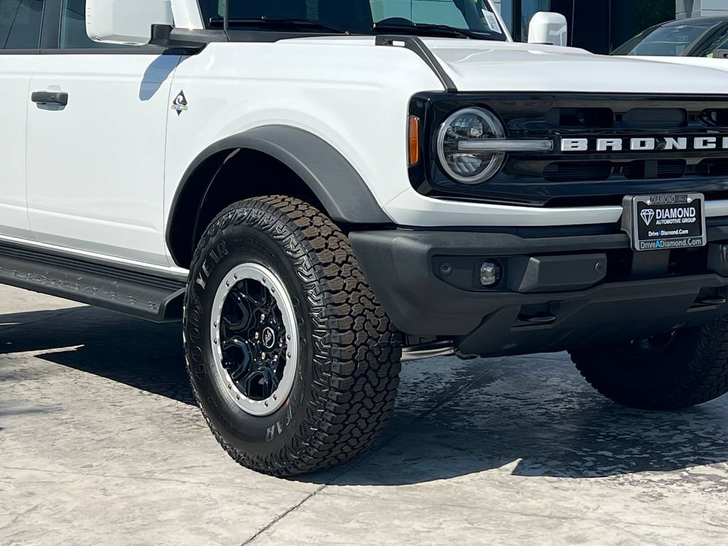 New 2026 Ford Bronco Outer Banks w/ Sasquatch Package AWD/4WD image 8